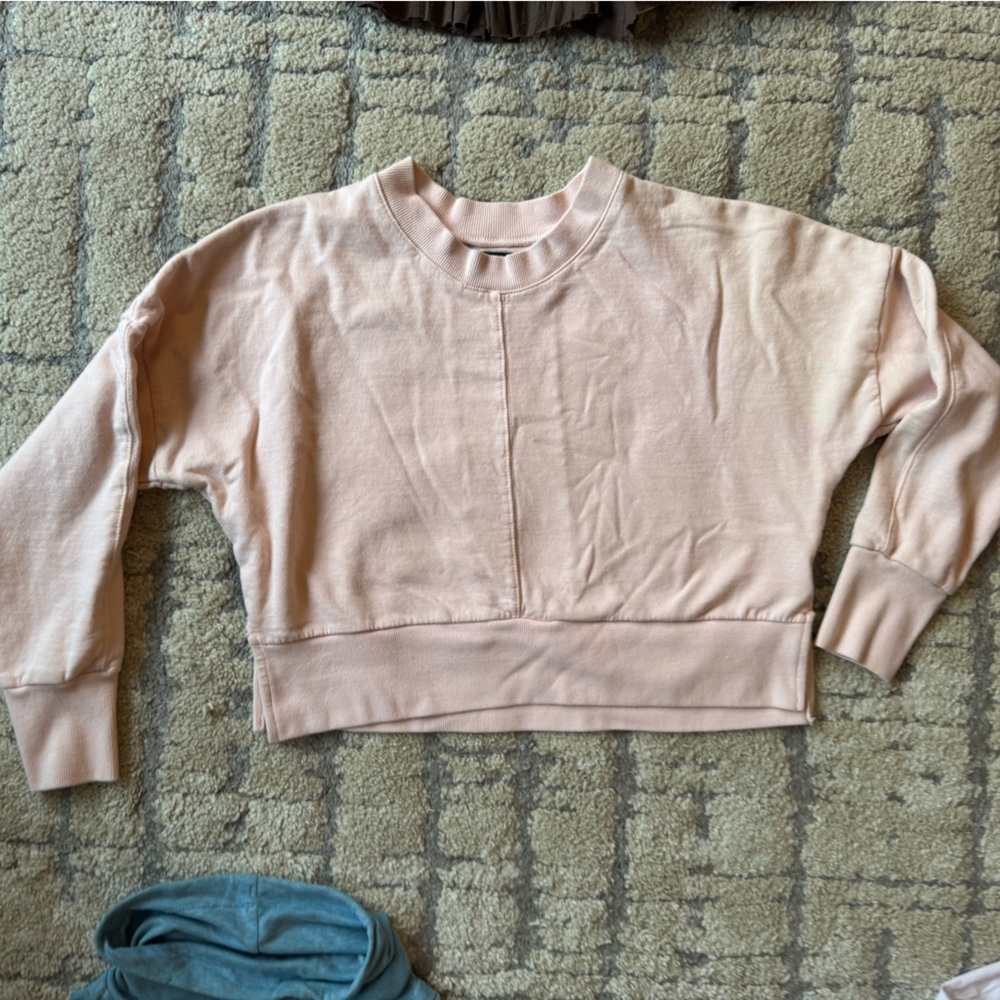 Daniel Patrick Cropped Crewneck Sweatshirt - Blush Pink